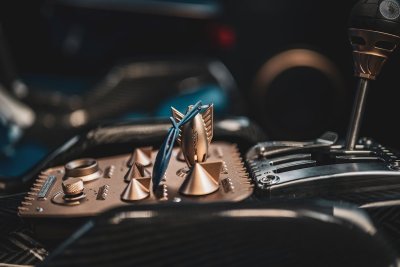 De handgeschakelde sportwagen is nog niet dood
